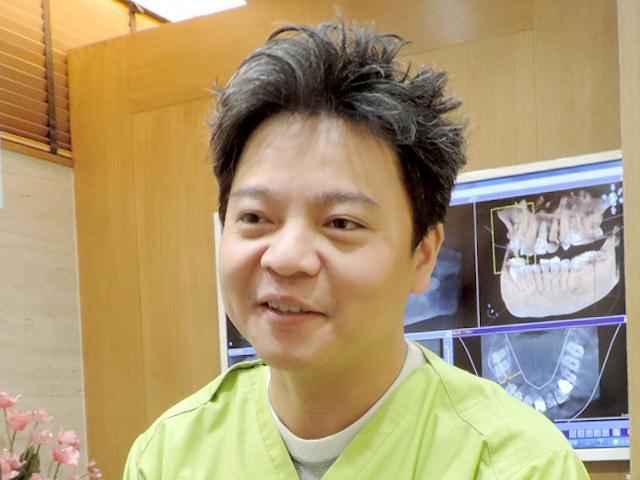 津田 宏尚 院長/歯学博士