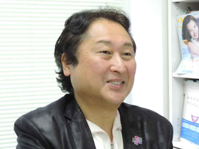 椿 知之 Dr.TSUBAKI 先生