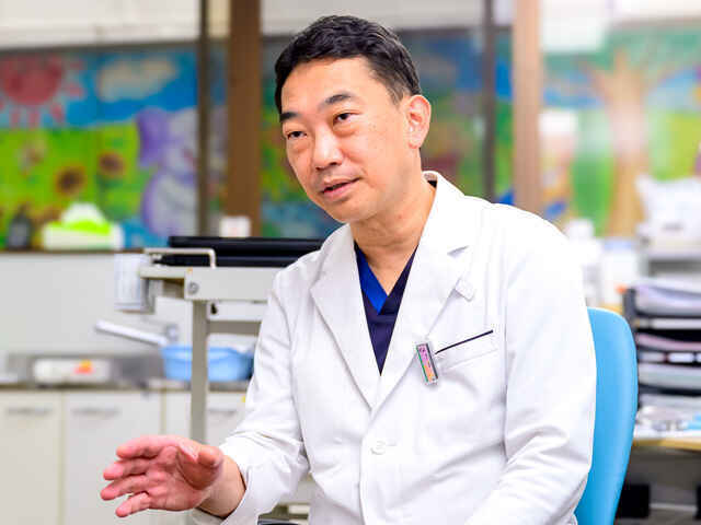 春名 英典 院長