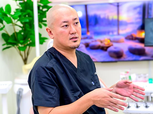 小嶺 翔太郎 院長