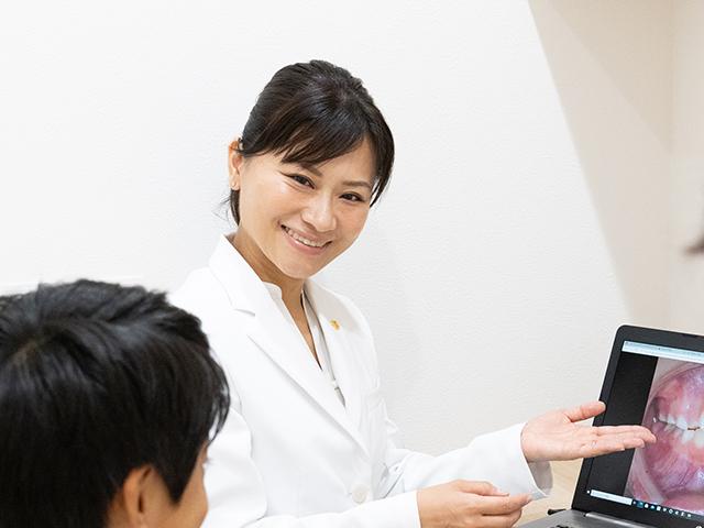 佐戸川 佑弥 院長 ＆ 千帆 矯正担当