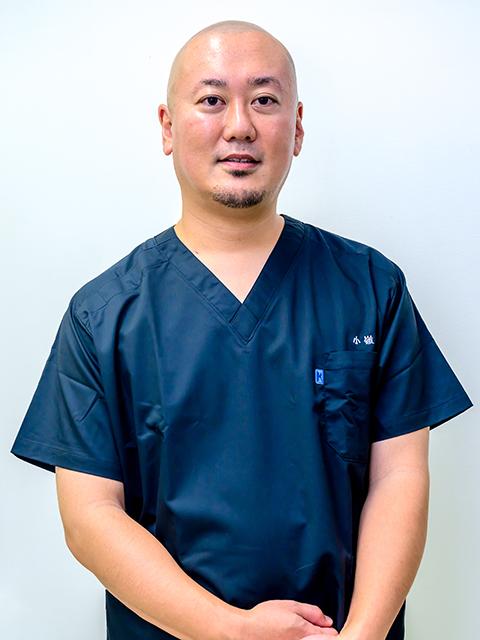 小嶺 翔太郎 院長