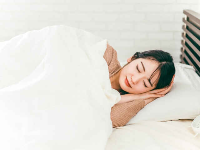 睡眠中は熱中症の重症化リスクが高い？睡眠中の死亡者も