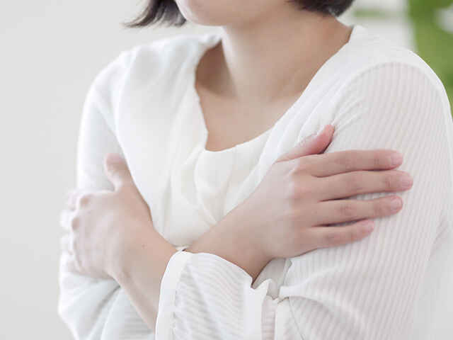 夏にインフルエンザにかかる主な原因