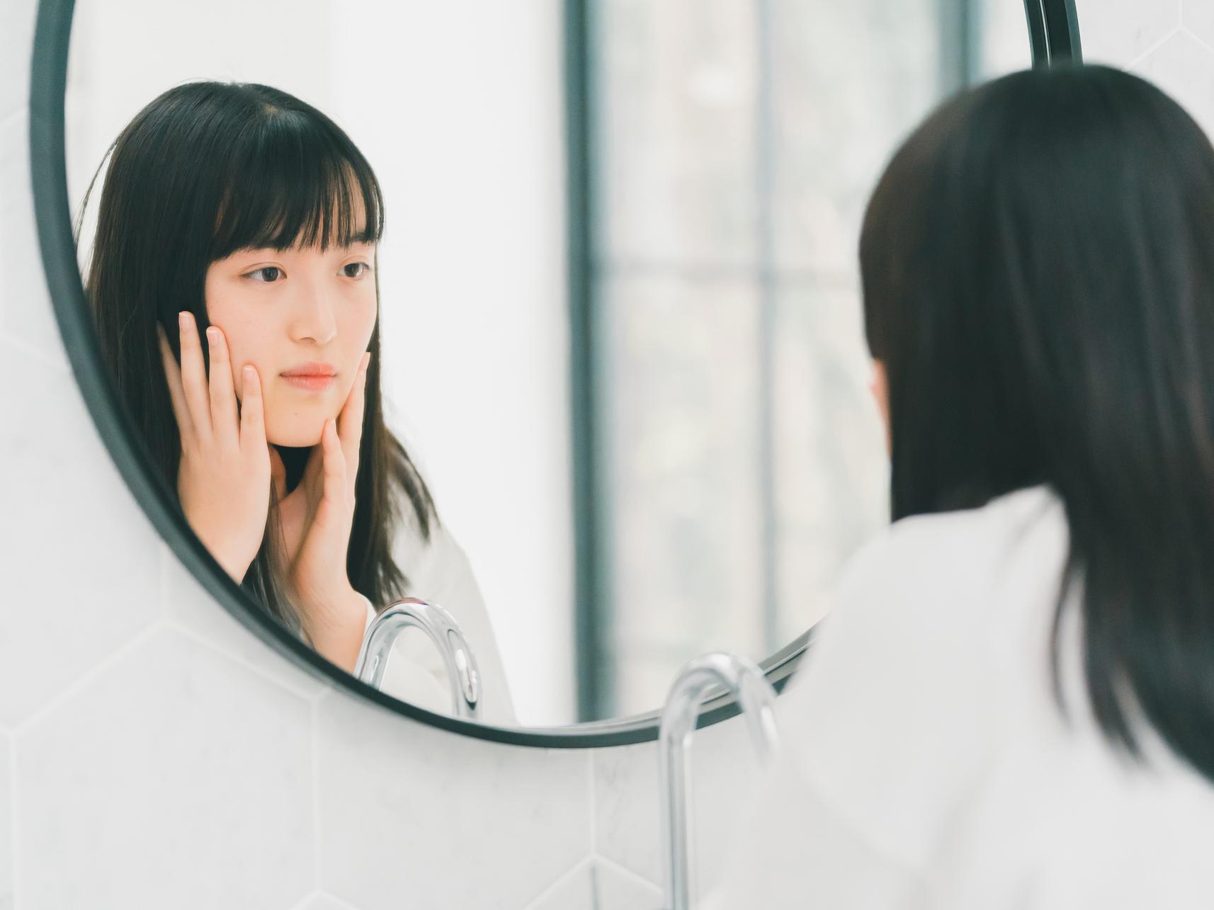 外見を気にしすぎてしまう「身体醜形障がい」