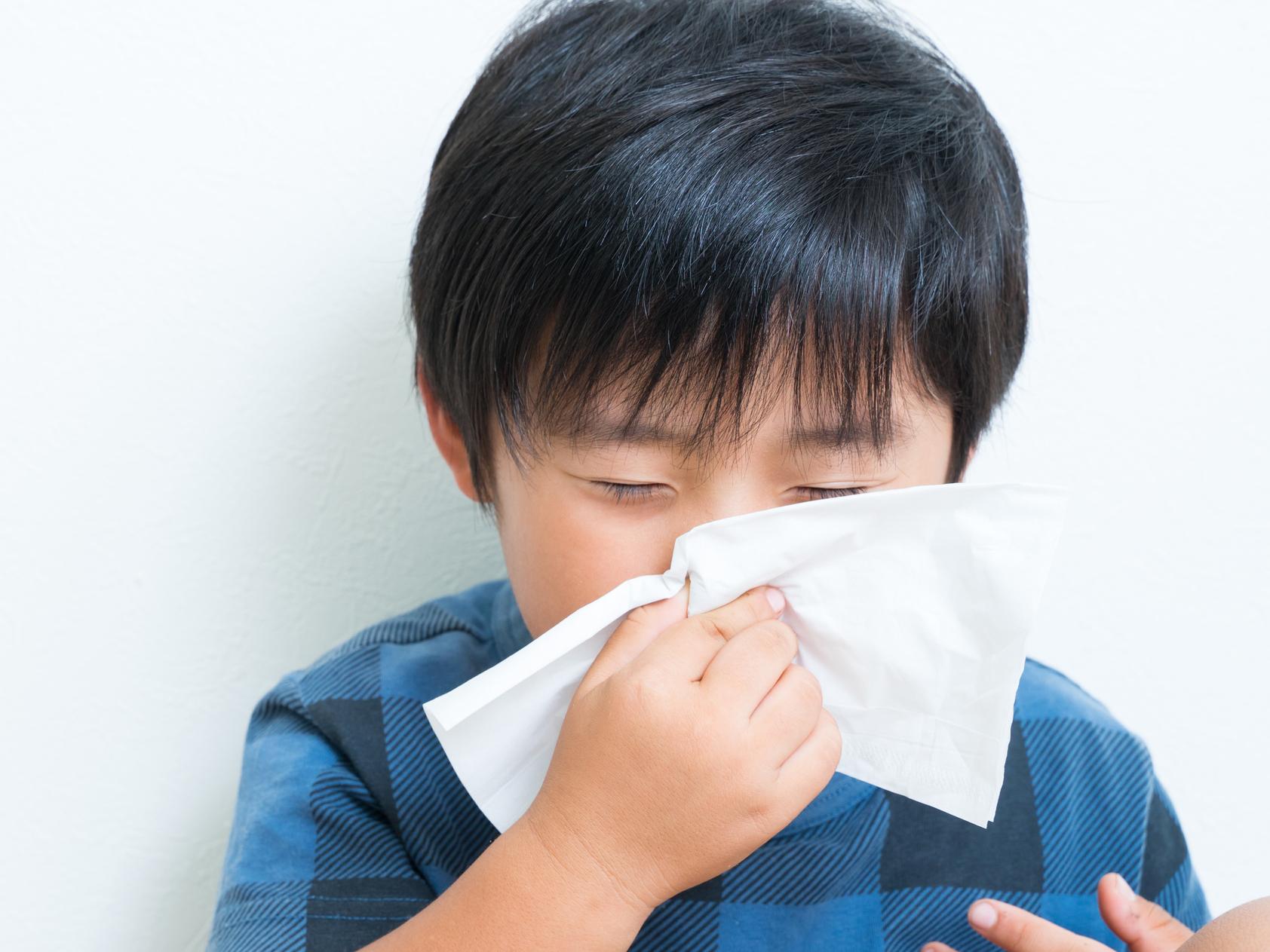 子どもの鼻かみ、やってはいけないNG習慣