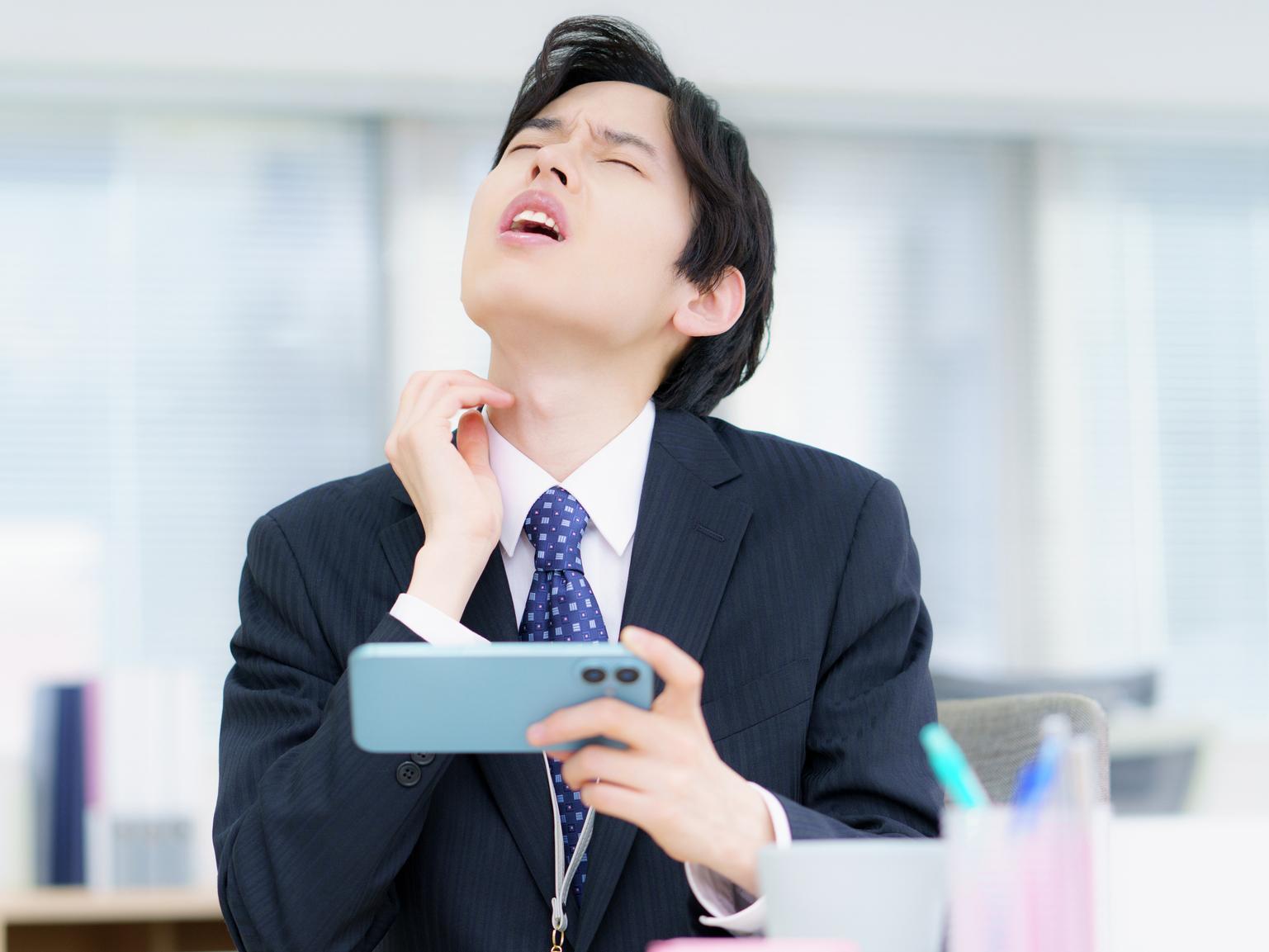 現代人に多い“スマホ首”とは？