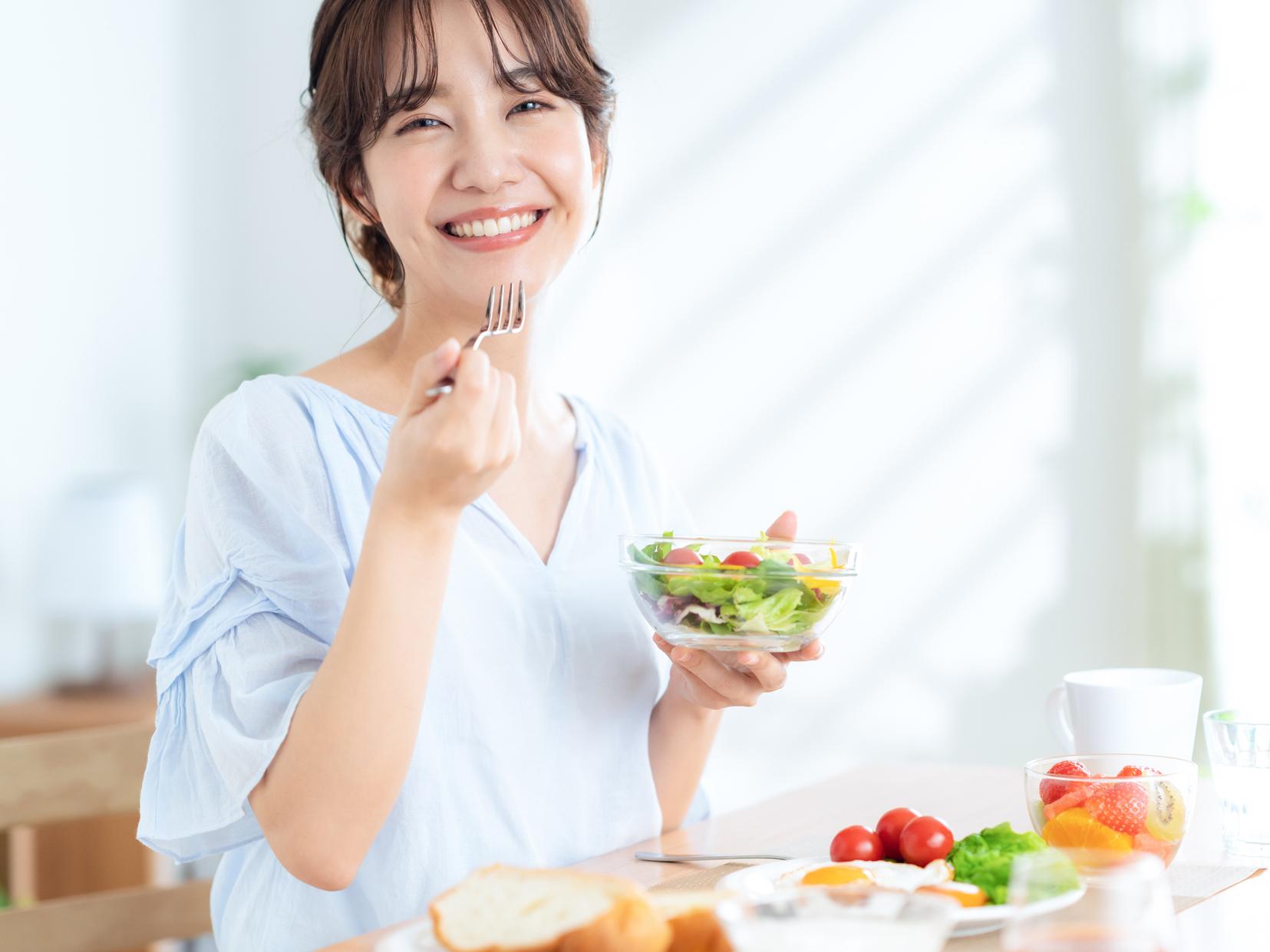 食事量を減らすだけでは逆効果？ダイエット中の栄養不足に注意