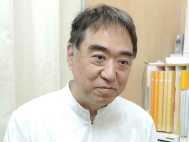 相原 邦行 院長