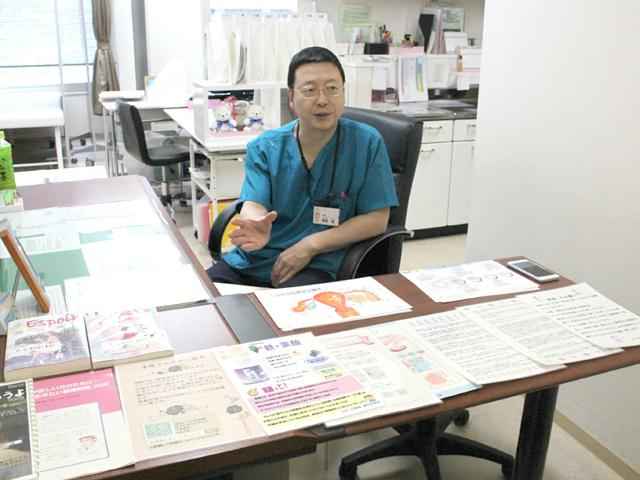 徳岡 晋 院長