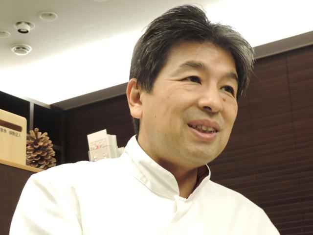 吉田 格 院長