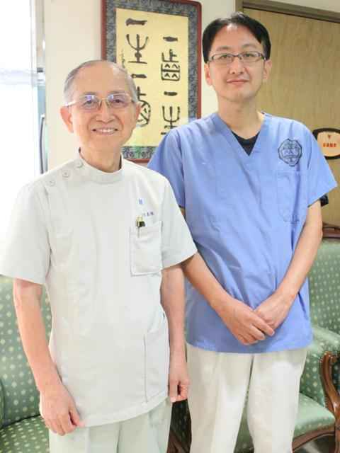 眞坂 信夫 会長 ＆ 岡田 常司 院長