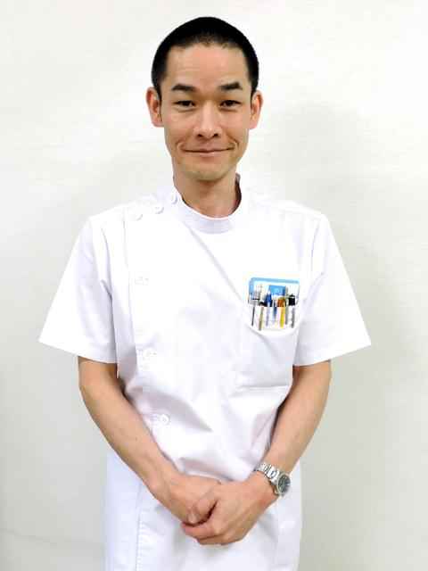 鎮目 学 院長
