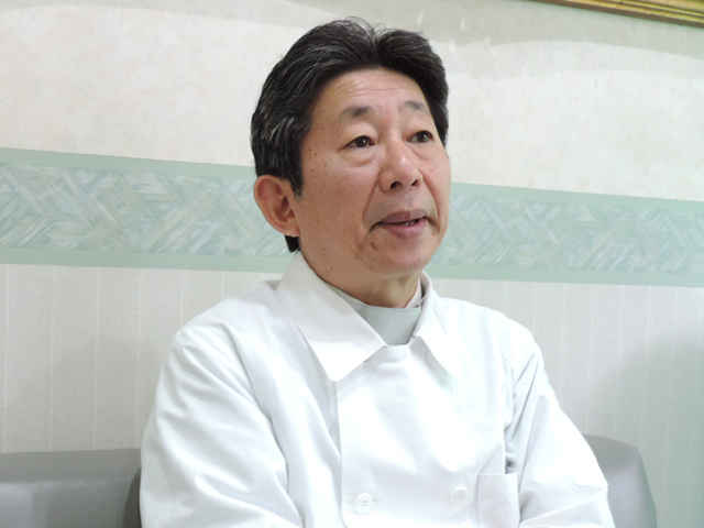 鈴木 治仁 院長