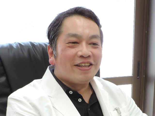 小笠原 均 院長