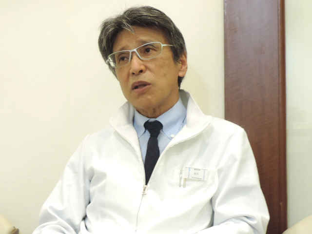 石川 文一 院長