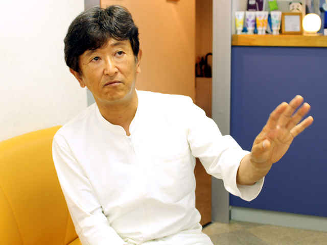 藤井 宏 院長