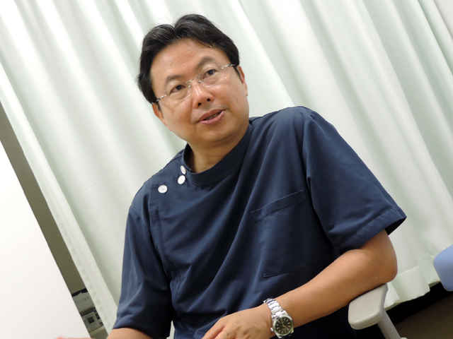 深井 健一 院長