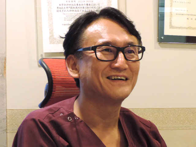 塚原 宏泰 院長