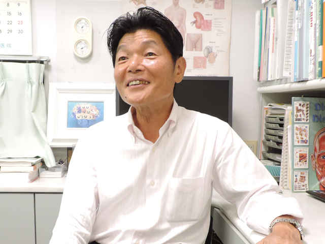 石山 哲也 院長