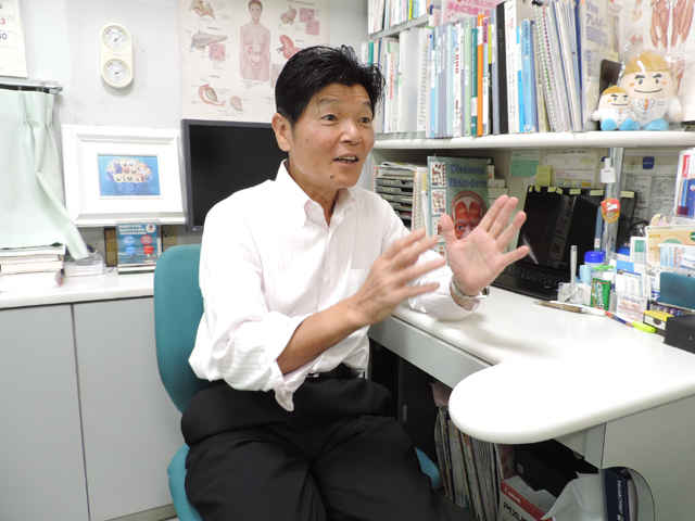 石山 哲也 院長