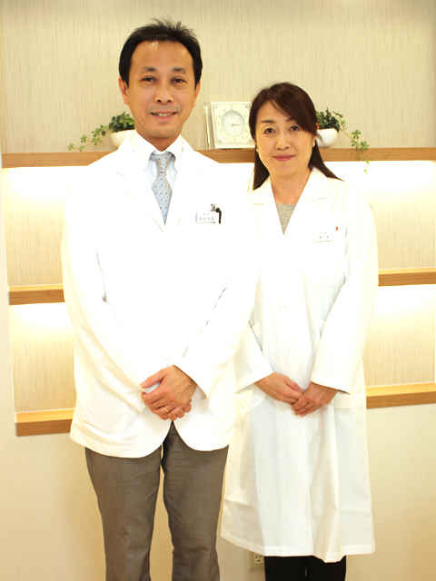 清水 友章 院長 ＆ 晴恵 医師