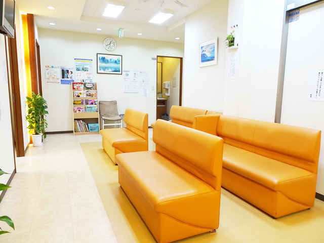 諸岡 学 院長