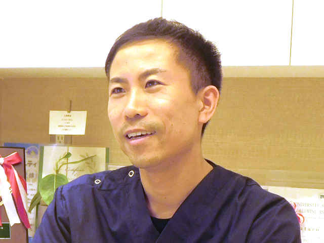 菅野 友太郎 院長