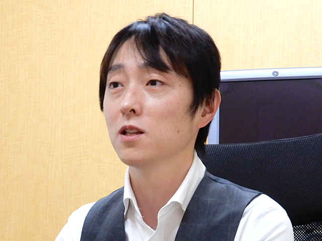 山本 良太 院長