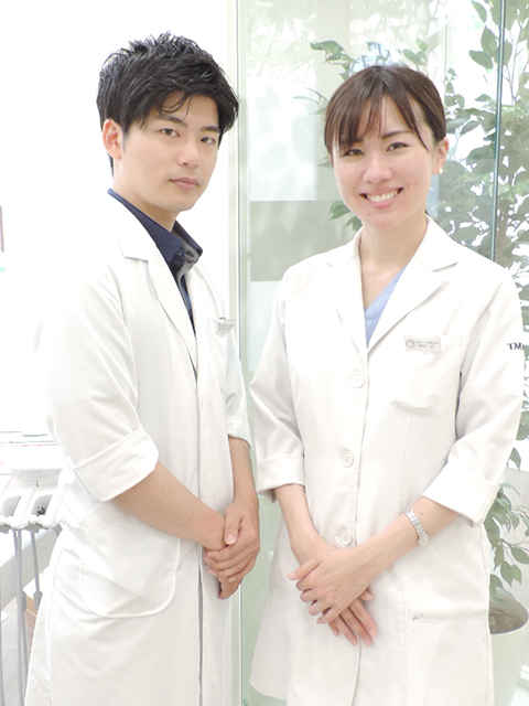 三宅 雄一郎 院長 ＆ 山口 明日香 副院長