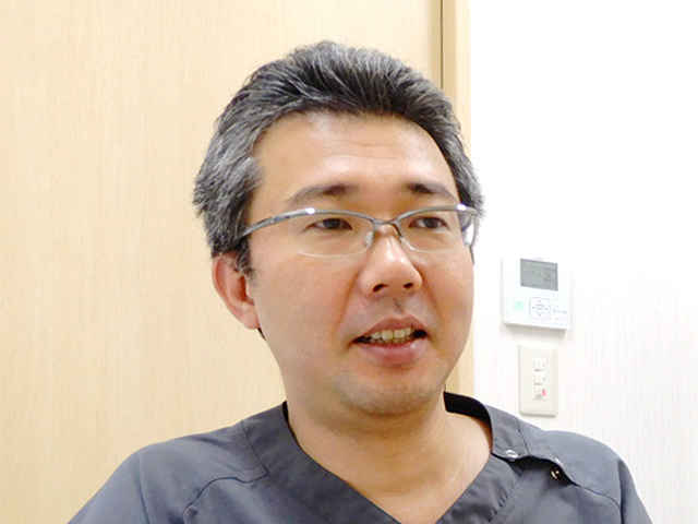 福田 賢一郎 院長