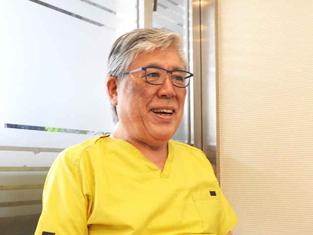 吉岡 重保 院長