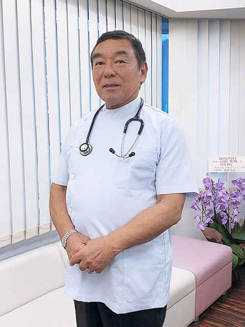 河野 英雄 院長