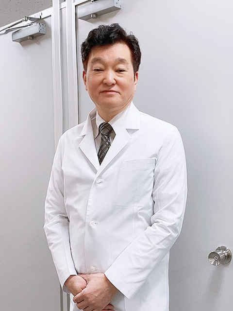 永井 一成 院長