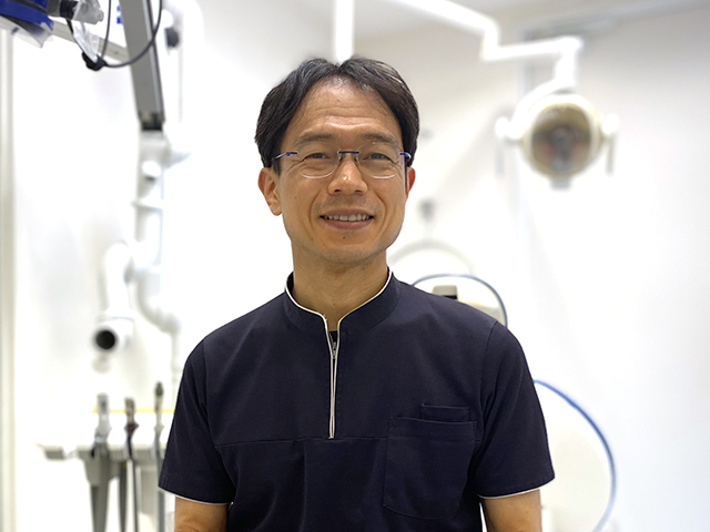 石塚 智康 院長