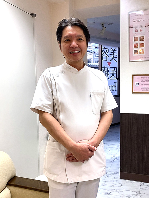 市川 陽一郎 院長