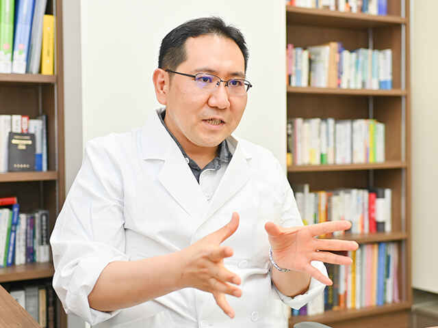 山内 孝夫 院長