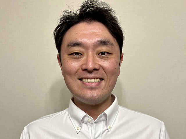 嶋﨑 孝輔 院長