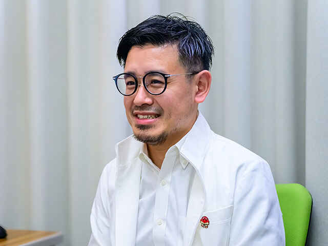秋野 邦彦 副院長