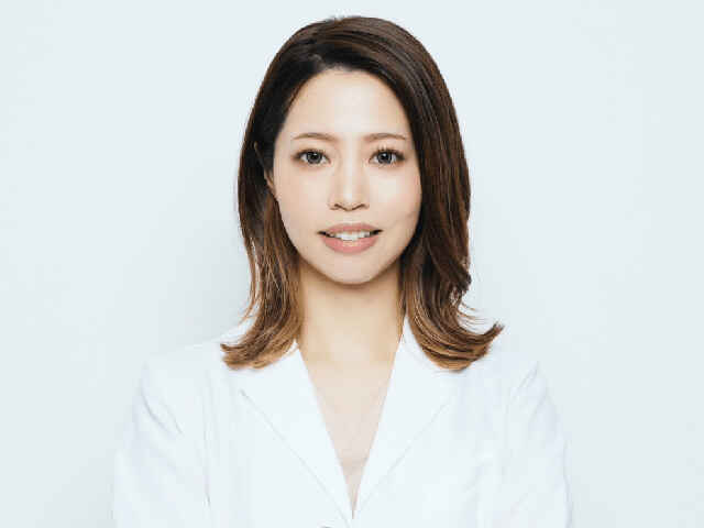 岩渕 彩加 院長
