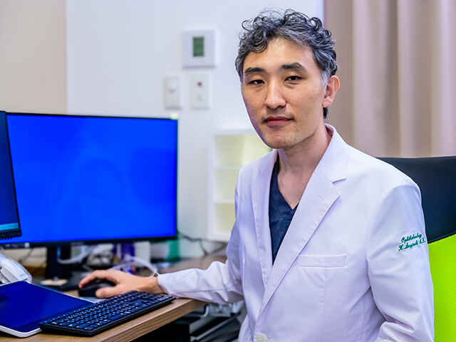 杉崎 顕史 院長