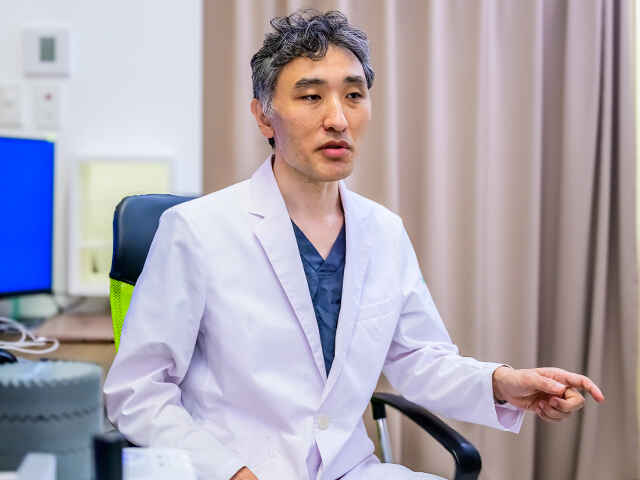 杉崎 顕史 院長