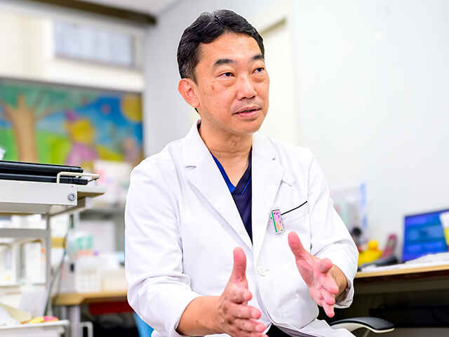 春名 英典 院長
