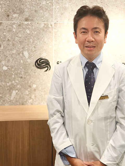高橋 里史 院長