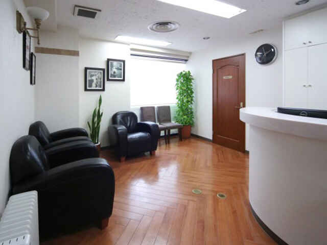 霜田 里絵 院長