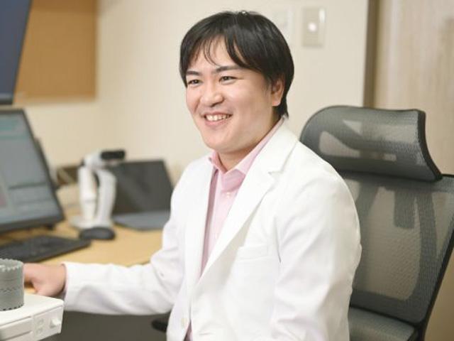 市原 巧介 院長