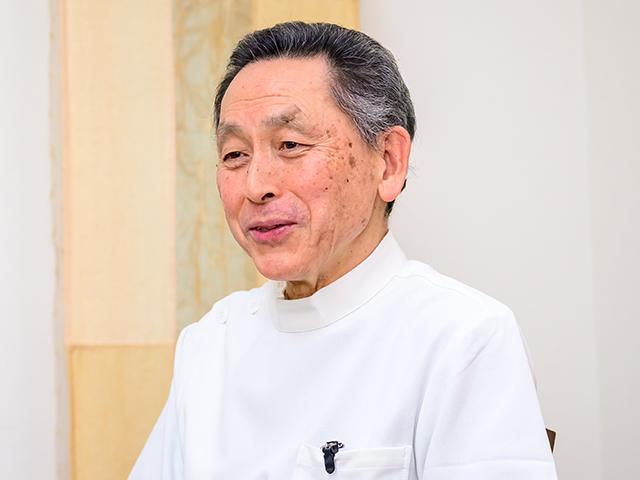 関川 泰隆 院長