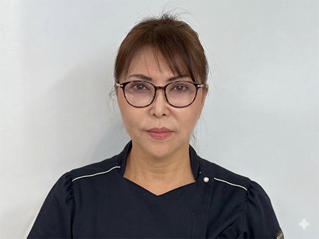 前川 和恵 院長