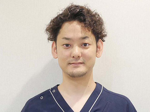 山形 義紘 院長