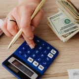 AIチャットボットの価格はどれくらい？おすすめシステムも紹介